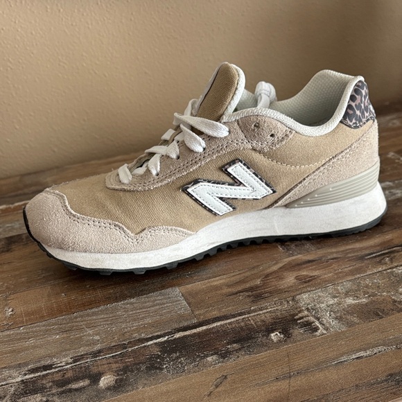 New Balance Beige Sneakers with Animal Print Detail SZ 6 - Picture 11 of 11